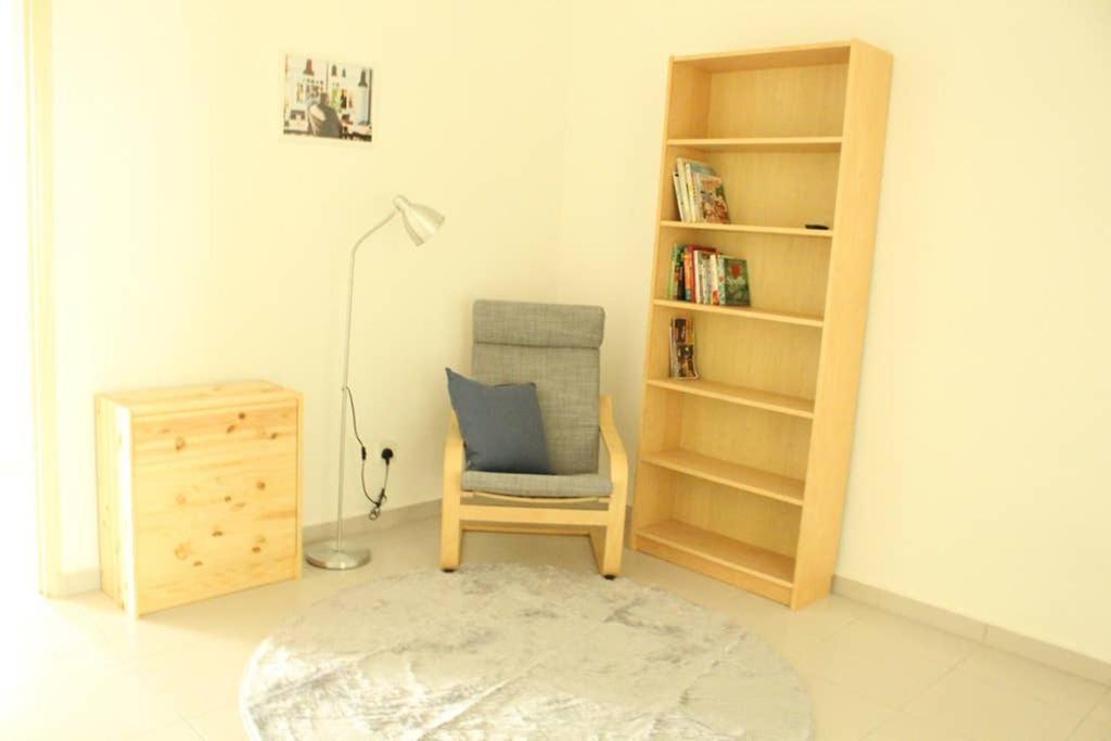 New Seaview Cozy Modern Beach House Танджунг-Бунга Экстерьер фото
