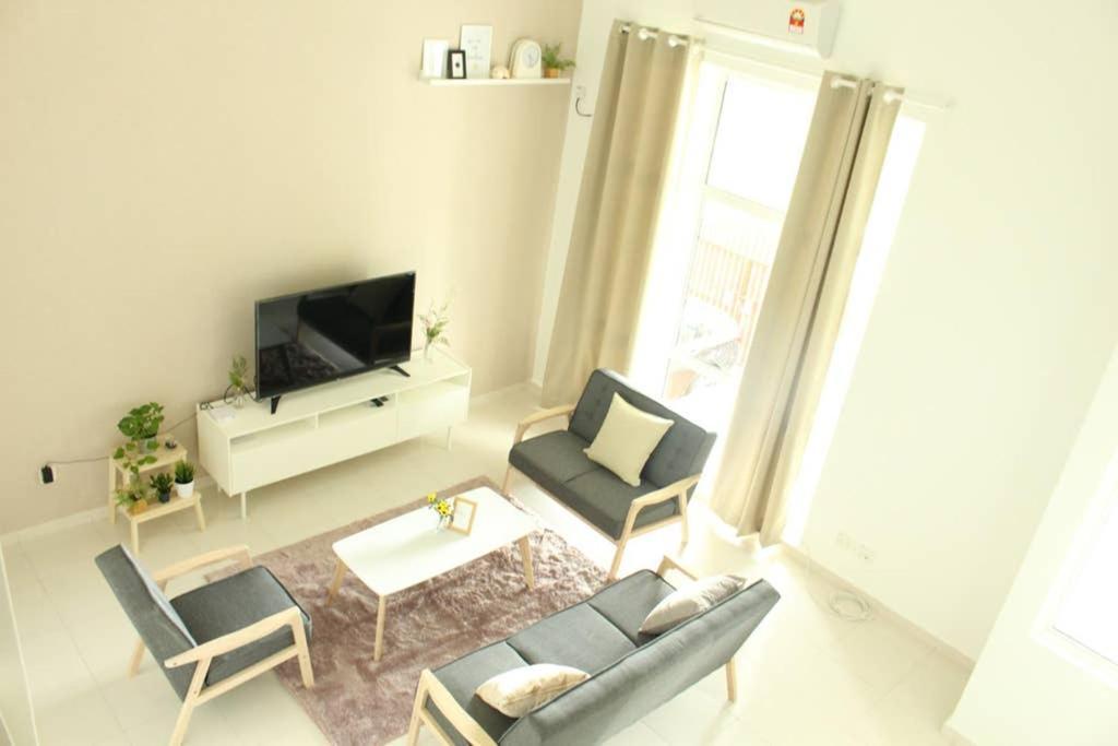 New Seaview Cozy Modern Beach House Танджунг-Бунга Экстерьер фото